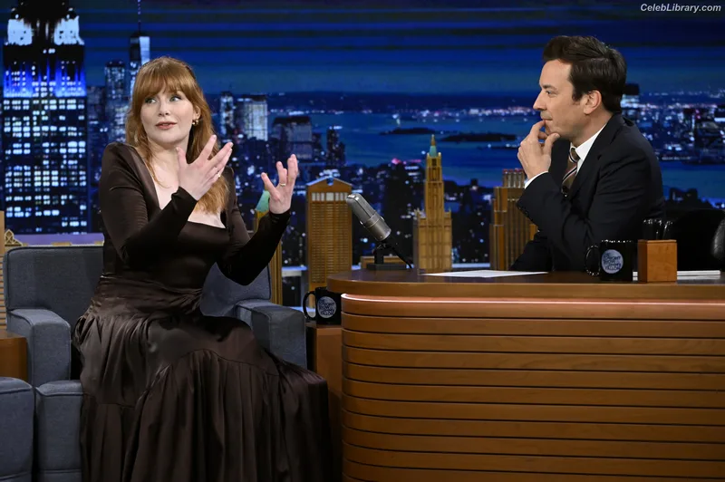 Bryce Dallas Howard photo 19 of 605
