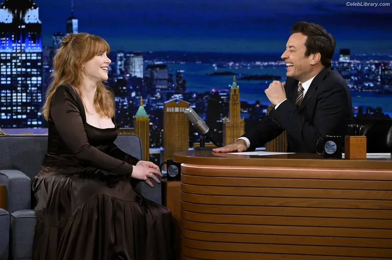 Bryce Dallas Howard photo 21 of 605