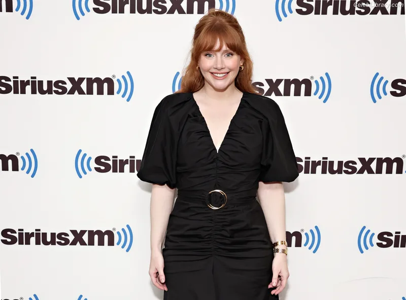 Bryce Dallas Howard photo 5 of 605
