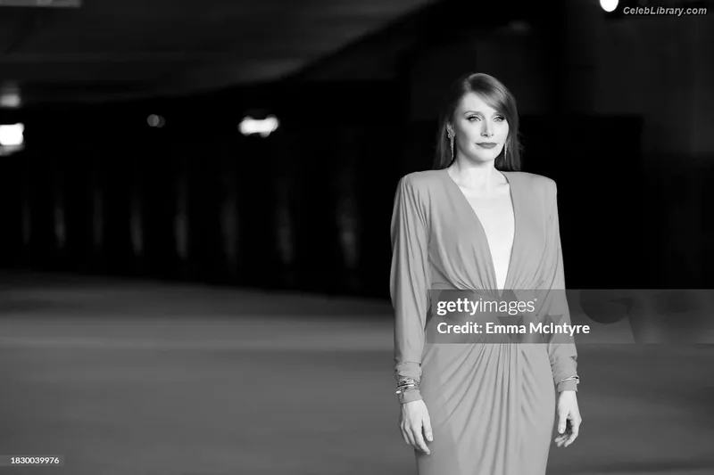 Bryce Dallas Howard photo 21 of 605