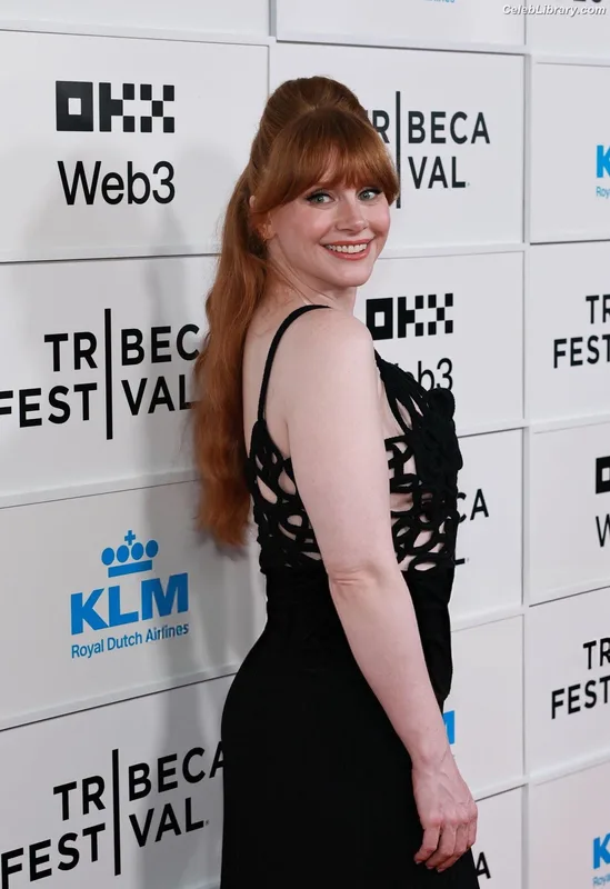 Bryce Dallas Howard photo 6 of 605