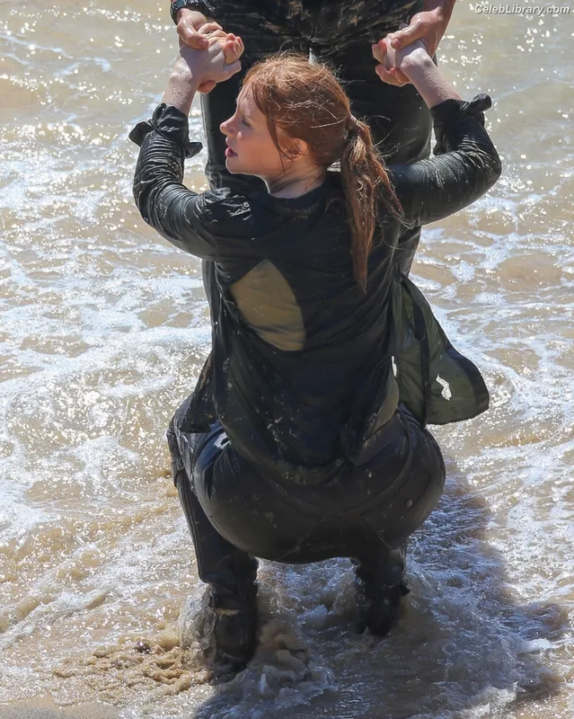 Bryce Dallas Howard photo 2 of 605