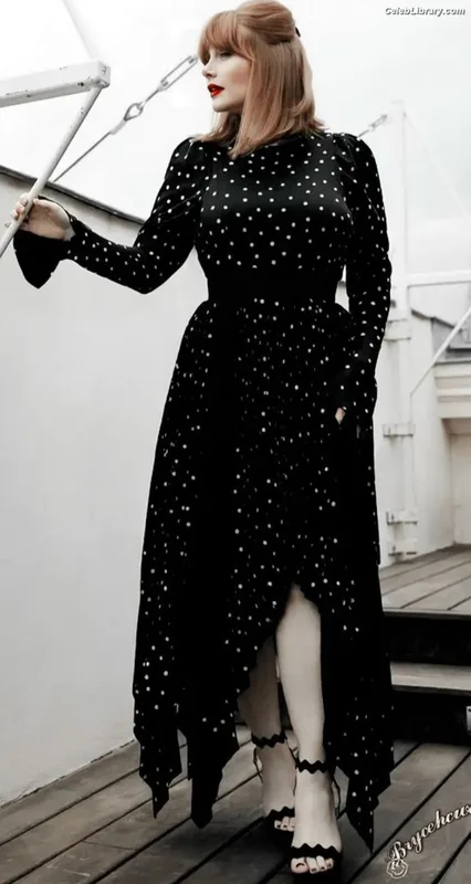Bryce Dallas Howard photo 14 of 605
