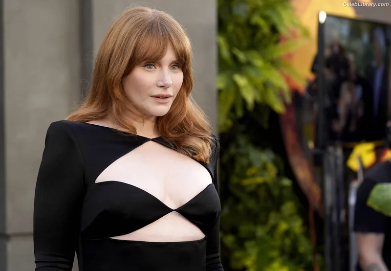 Bryce Dallas Howard photo 15 of 605