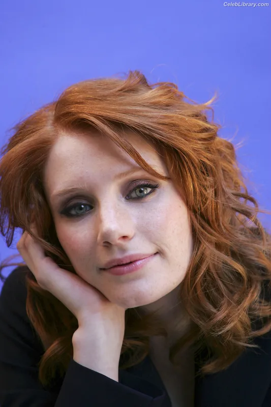 Bryce Dallas Howard photo 23 of 605