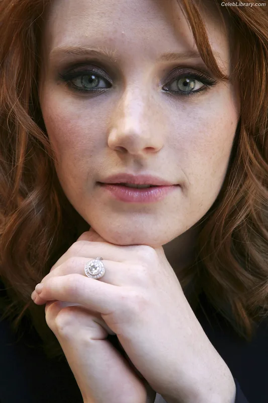 Bryce Dallas Howard photo 8 of 605