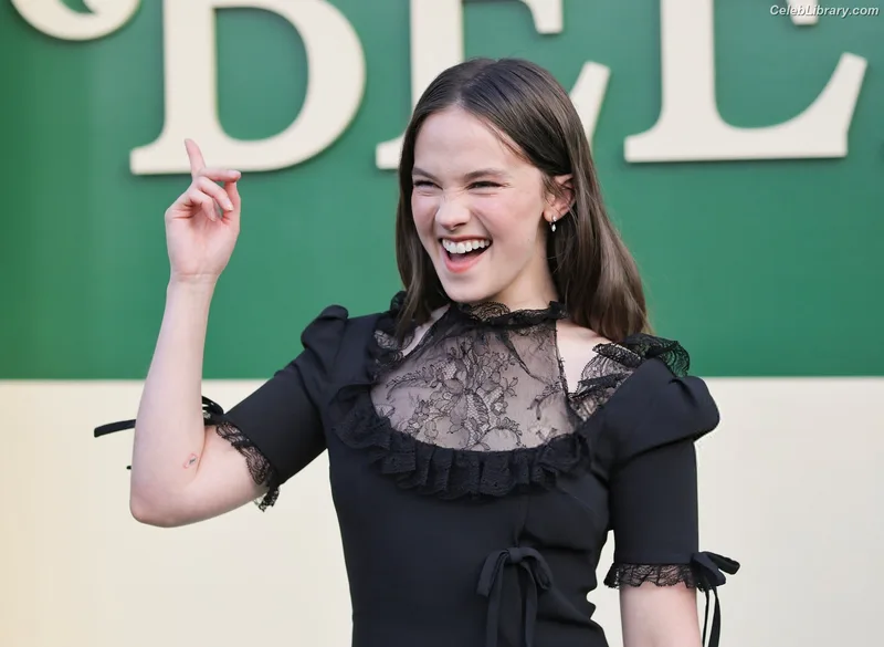 Cailee Spaeny photo 19 of 705