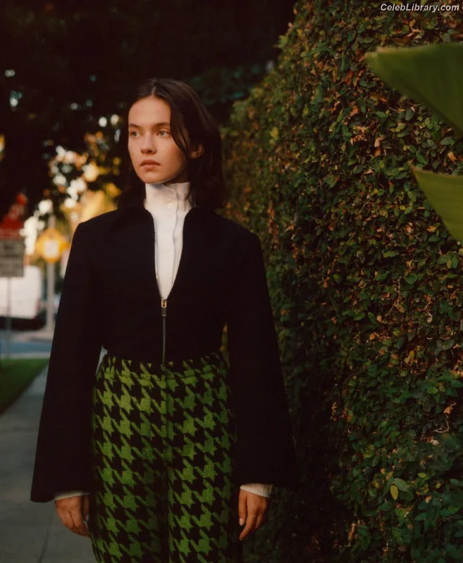 Cailee Spaeny photo 12 of 705