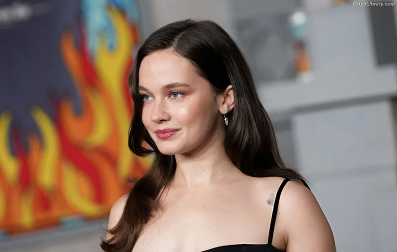 Cailee Spaeny photo 11 of 705