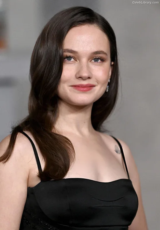 Cailee Spaeny photo 15 of 705