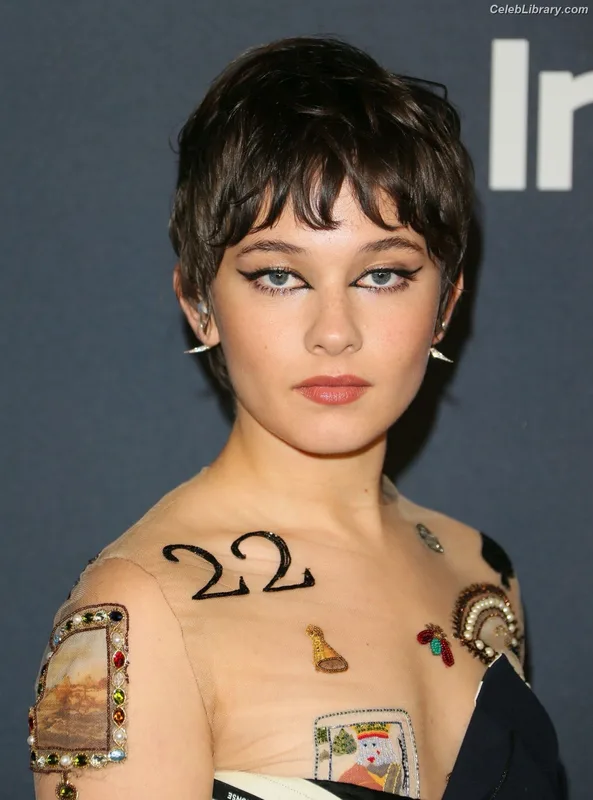Cailee Spaeny photo 9 of 705