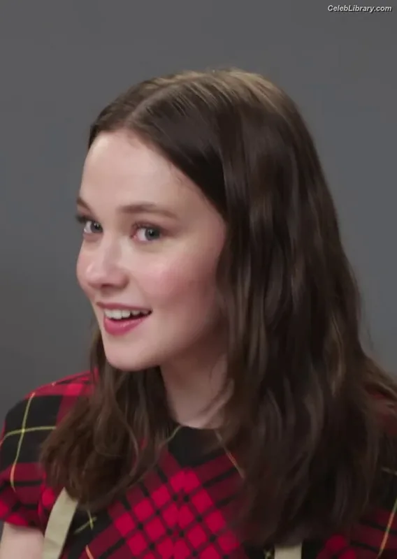 Cailee Spaeny photo 6 of 705