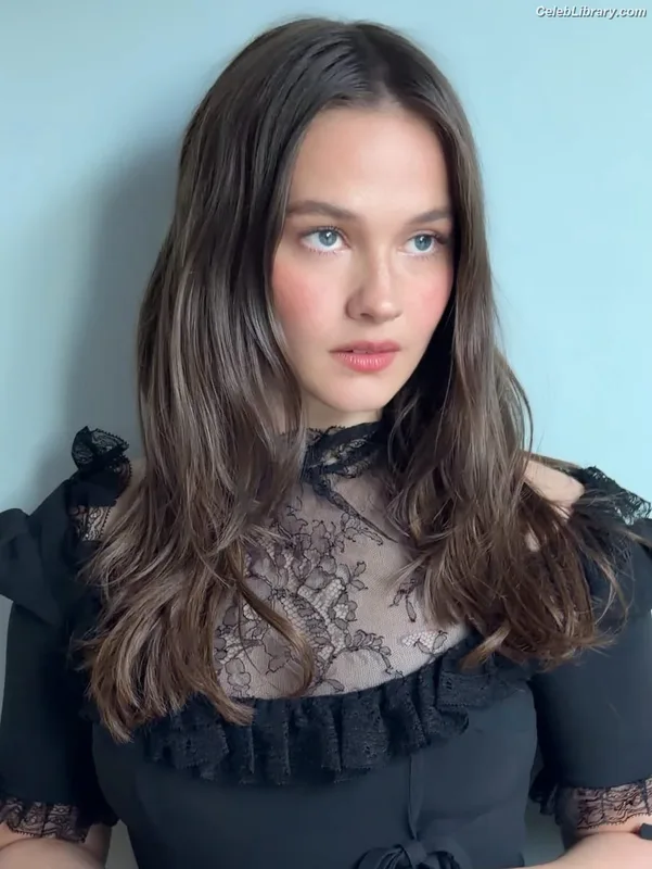 Cailee Spaeny photo 24 of 705