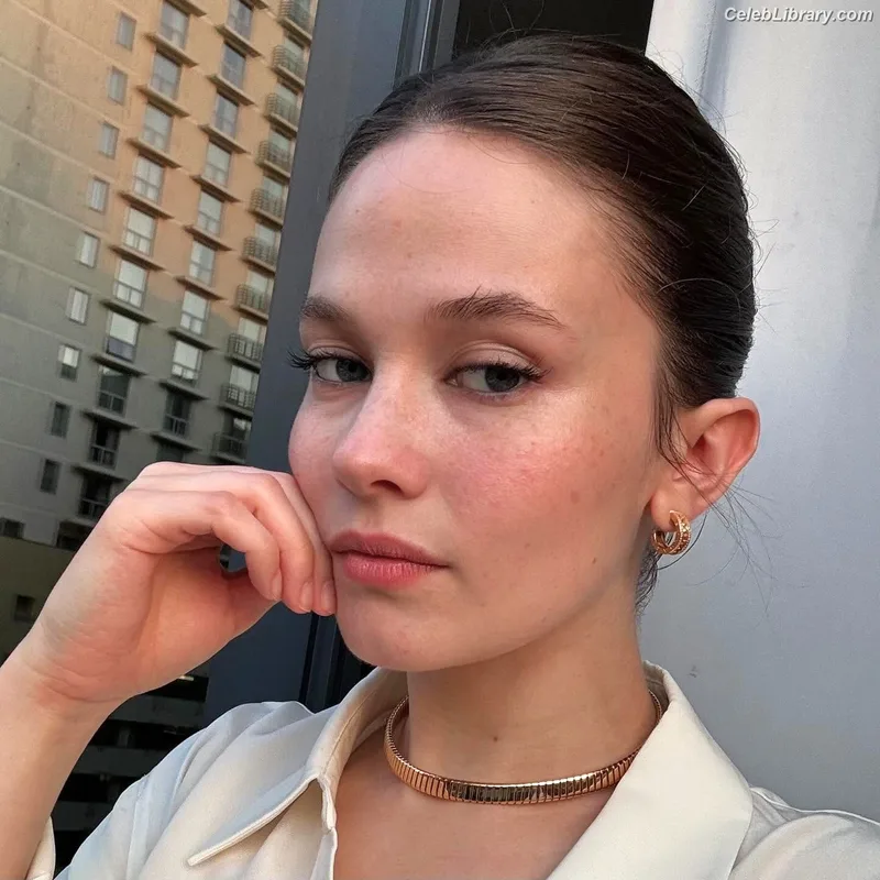 Cailee Spaeny photo 13 of 705