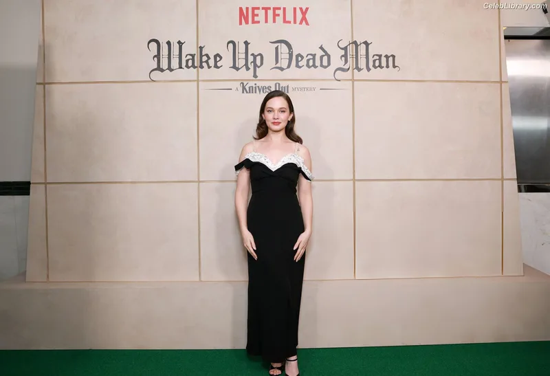 Cailee Spaeny photo 18 of 705