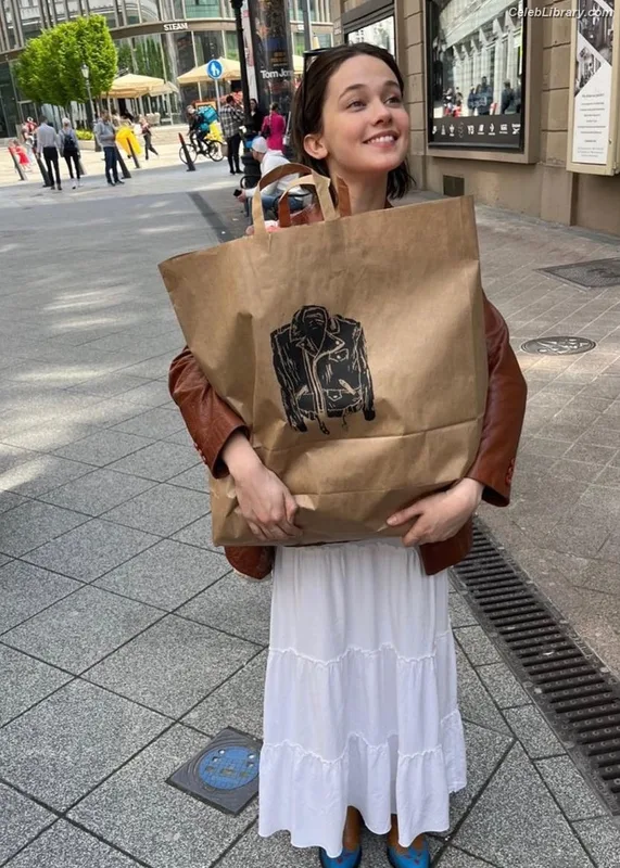 Cailee Spaeny photo 24 of 705