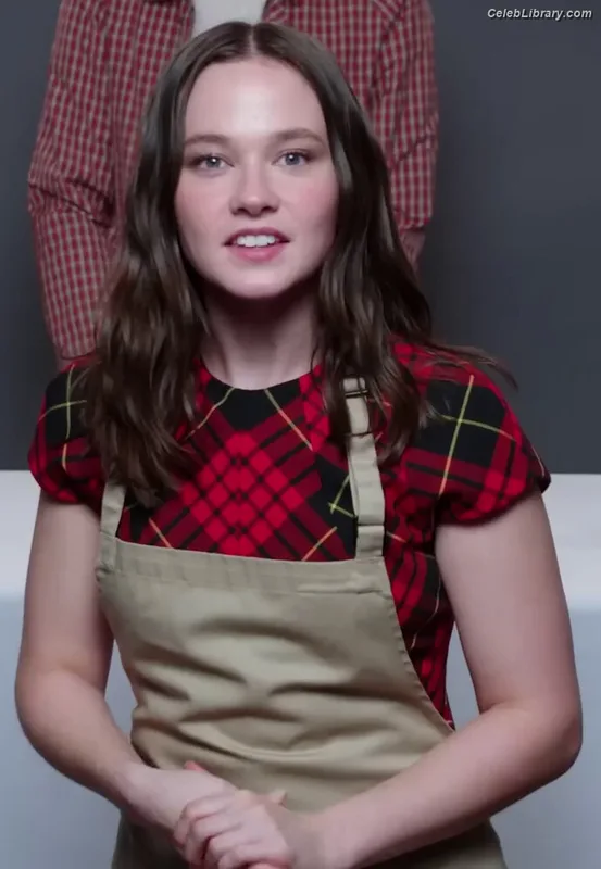 Cailee Spaeny photo 18 of 705