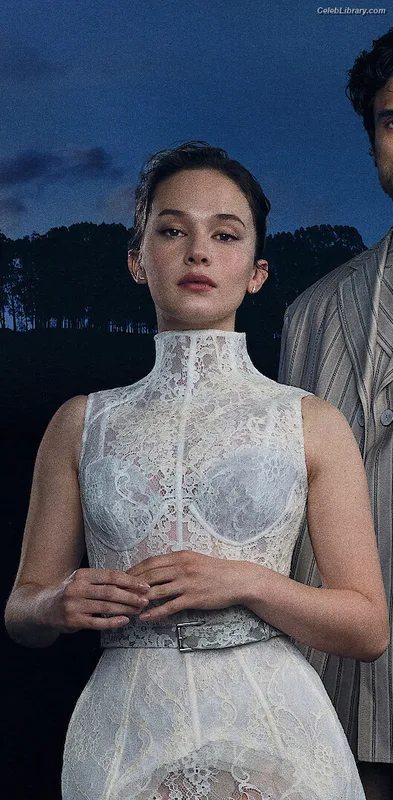 Cailee Spaeny photo 1 of 705