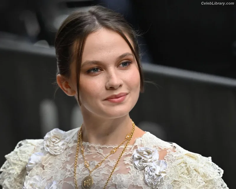 Cailee Spaeny photo 13 of 705