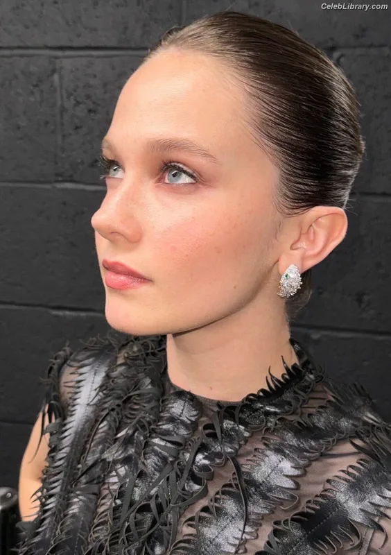 Cailee Spaeny photo 4 of 705