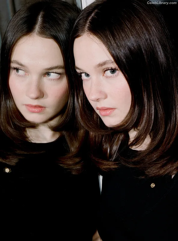 Cailee Spaeny photo 1 of 705