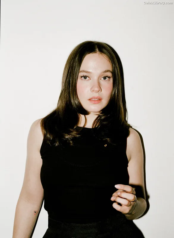Cailee Spaeny photo 2 of 705