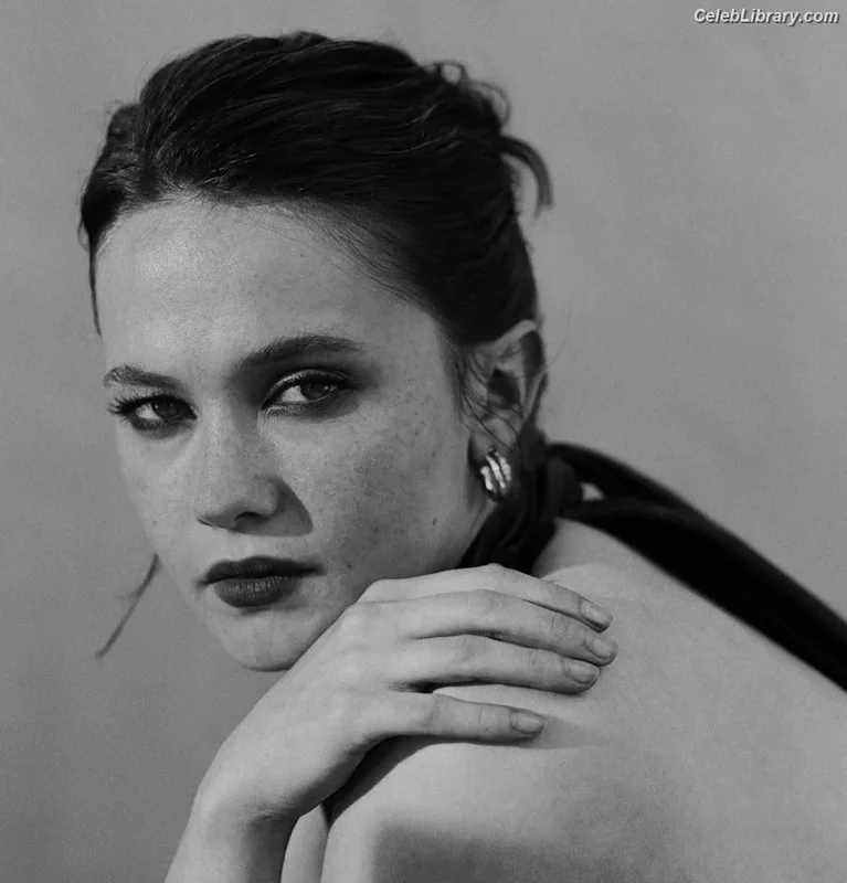 Cailee Spaeny photo 22 of 705