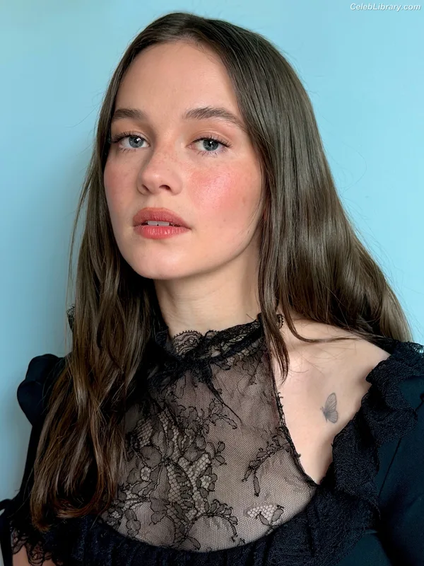 Cailee Spaeny photo 9 of 705