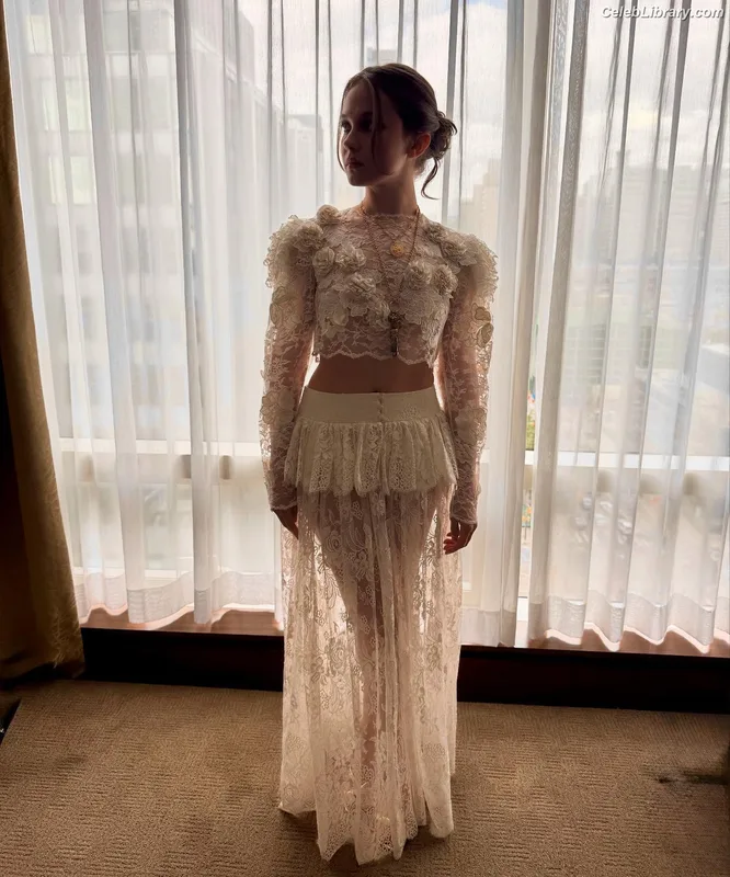 Cailee Spaeny photo 19 of 705