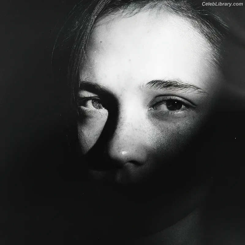 Cailee Spaeny photo 20 of 705
