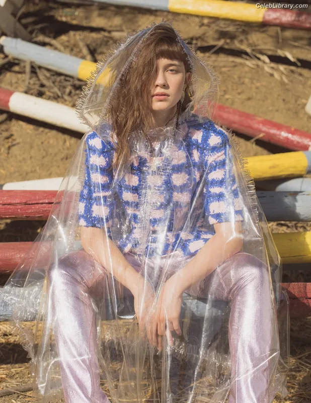 Cailee Spaeny photo 12 of 705