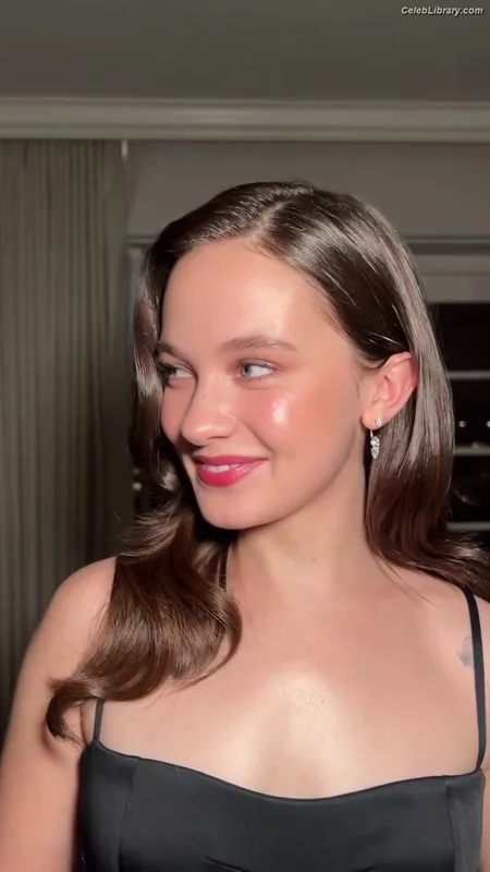 Cailee Spaeny photo 7 of 705