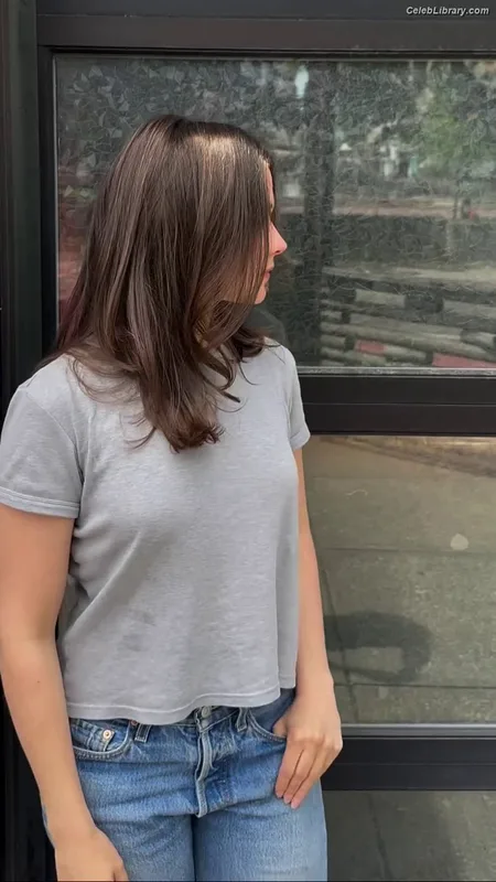 Cailee Spaeny photo 18 of 705