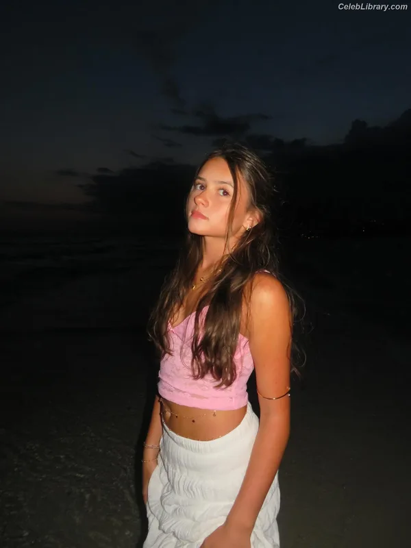 Cailey Presley Fleming photo 5 of 45