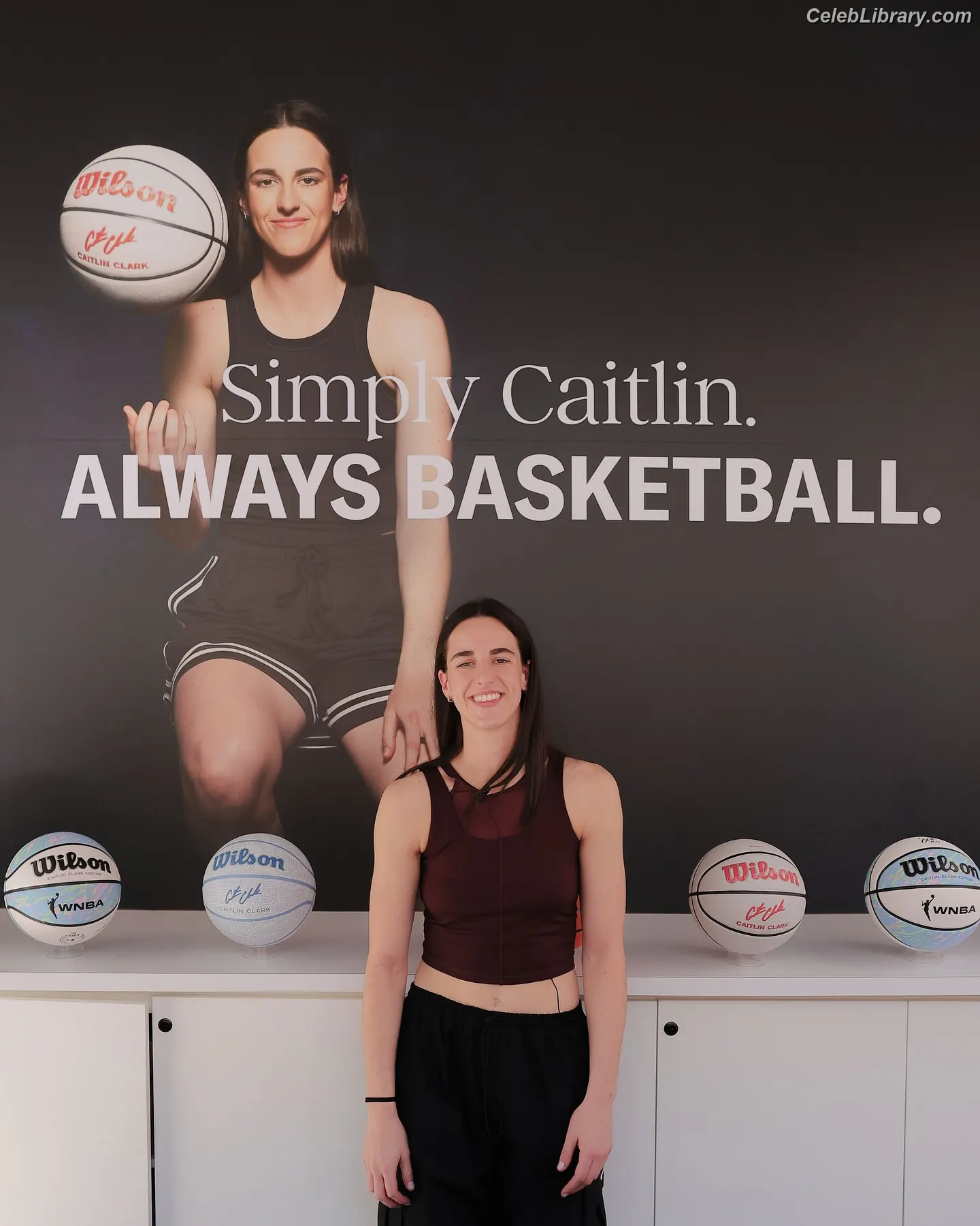 Caitlin Clark photo 23 of 714