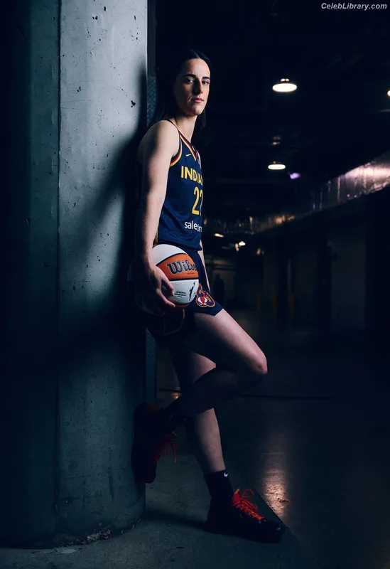 Caitlin Clark photo 23 of 709