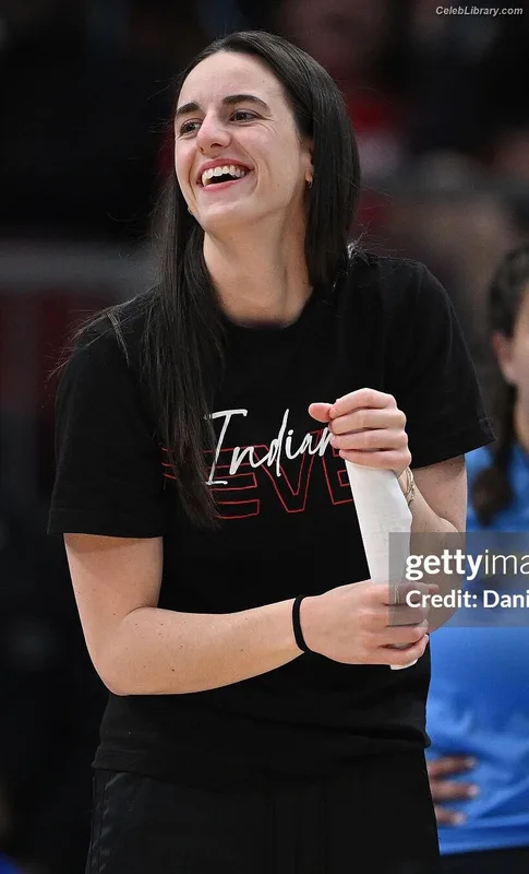 Caitlin Clark photo 11 of 709