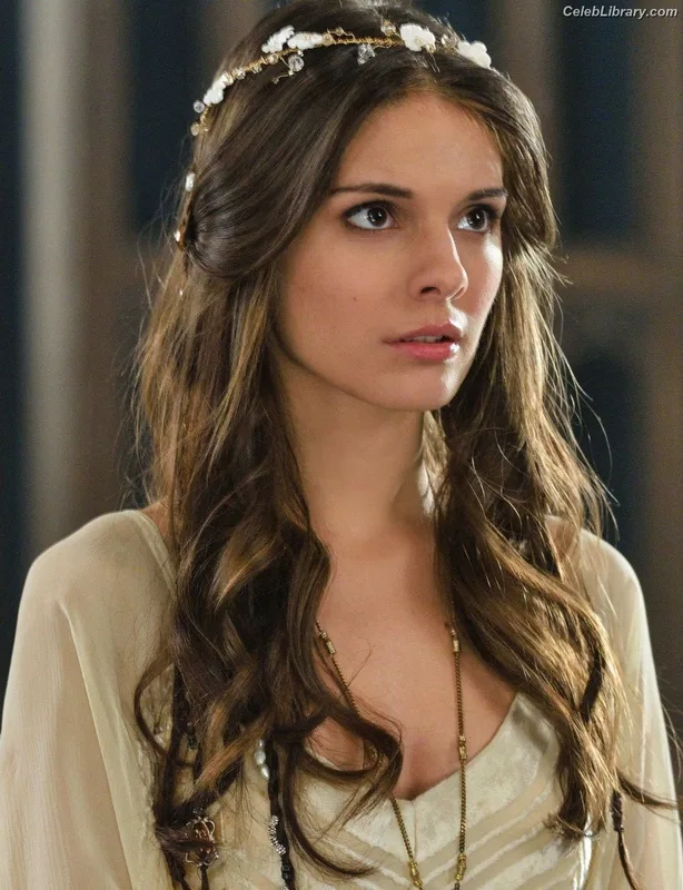 Caitlin Stasey photo 7 of 61