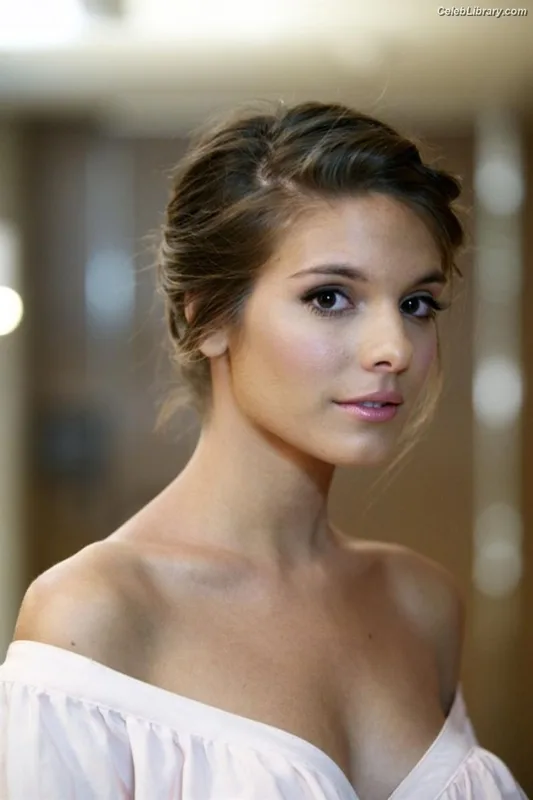 Caitlin Stasey photo 9 of 61