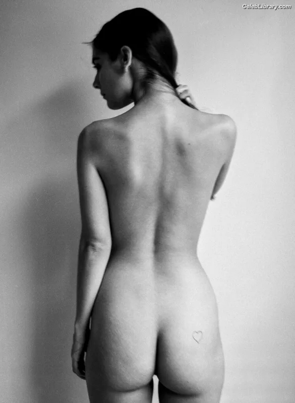 Caitlin Stasey photo 8 of 61