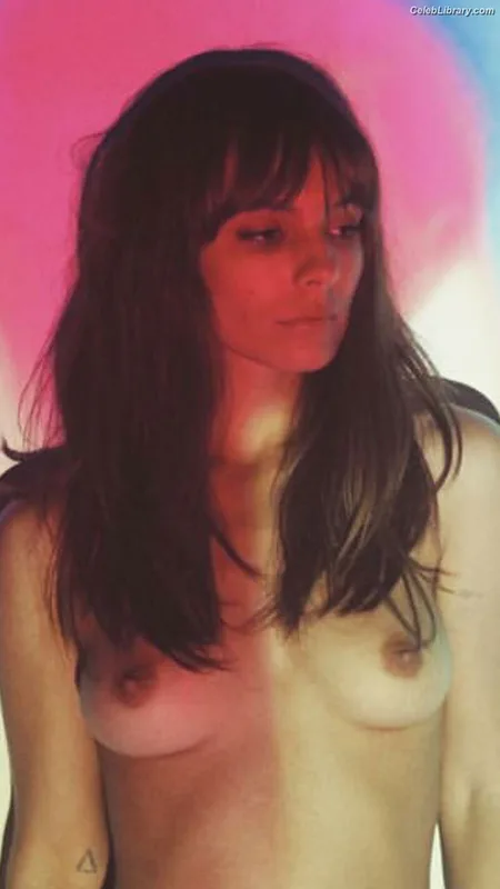Caitlin Stasey photo 12 of 61