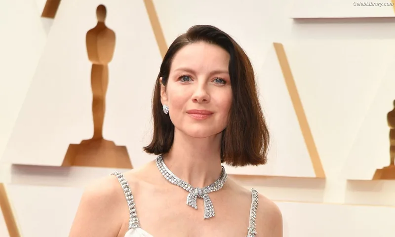 Caitriona Balfe photo 2 of 130