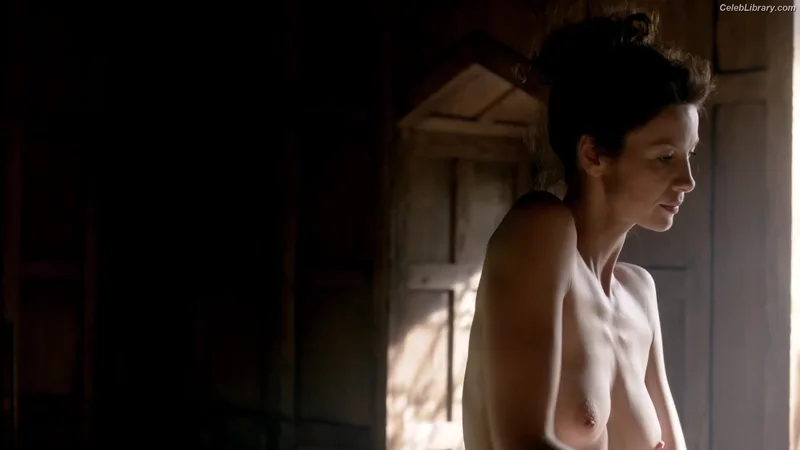 Caitriona Balfe photo 7 of 130