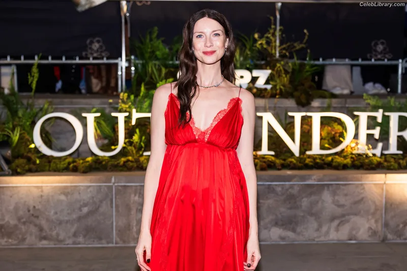 Caitriona Balfe photo 16 of 130