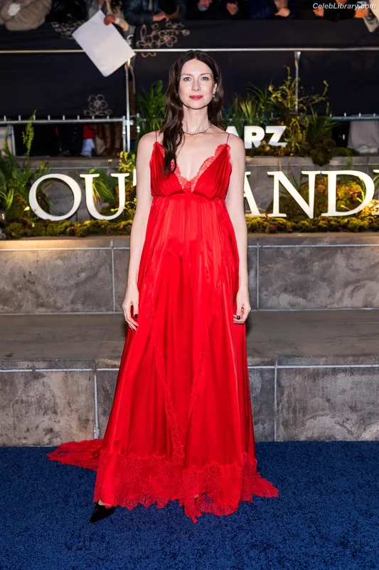 Caitriona Balfe photo 18 of 130