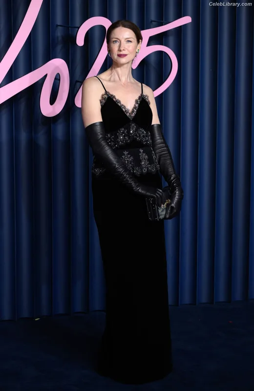 Caitriona Balfe photo 2 of 130