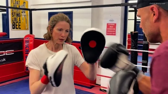 Caitriona Balfe photo 14 of 130