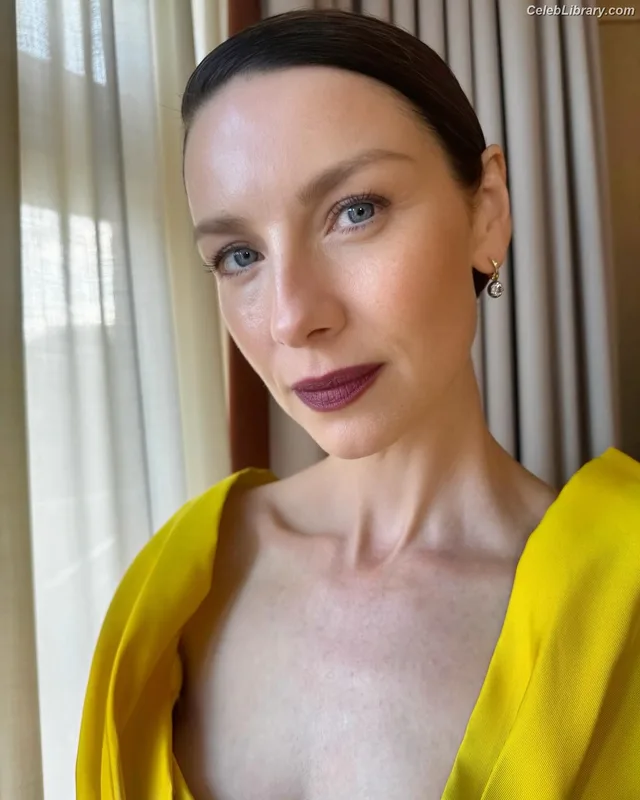 Caitriona Balfe photo 7 of 130