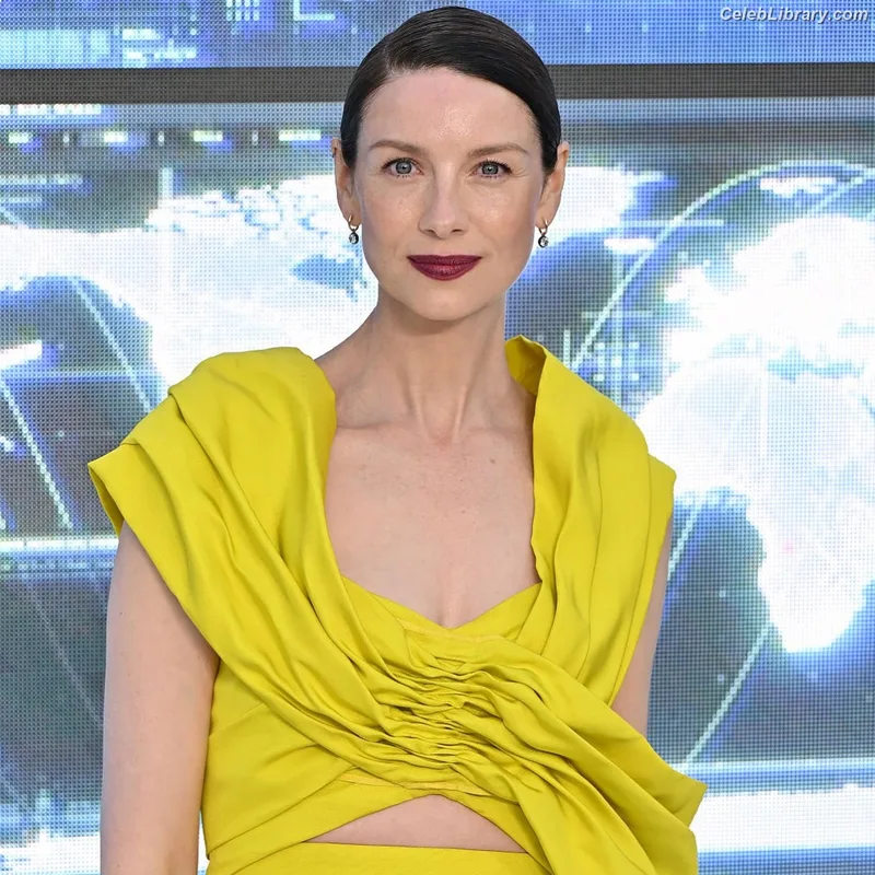 Caitriona Balfe photo 10 of 130