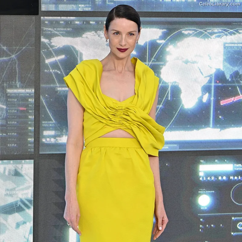 Caitriona Balfe photo 16 of 130